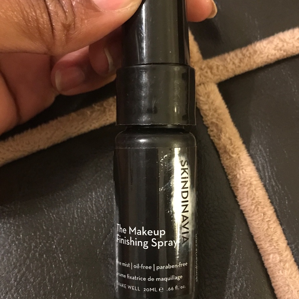Small Skindinavia Setting Spray